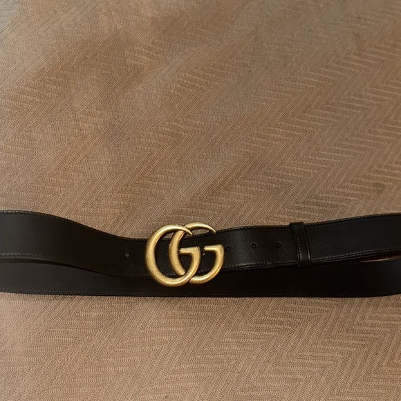✨✨ AUTHENTIC EUC GUCCI BELT SIZE 105✨✨✨ - Picture 1 of 7